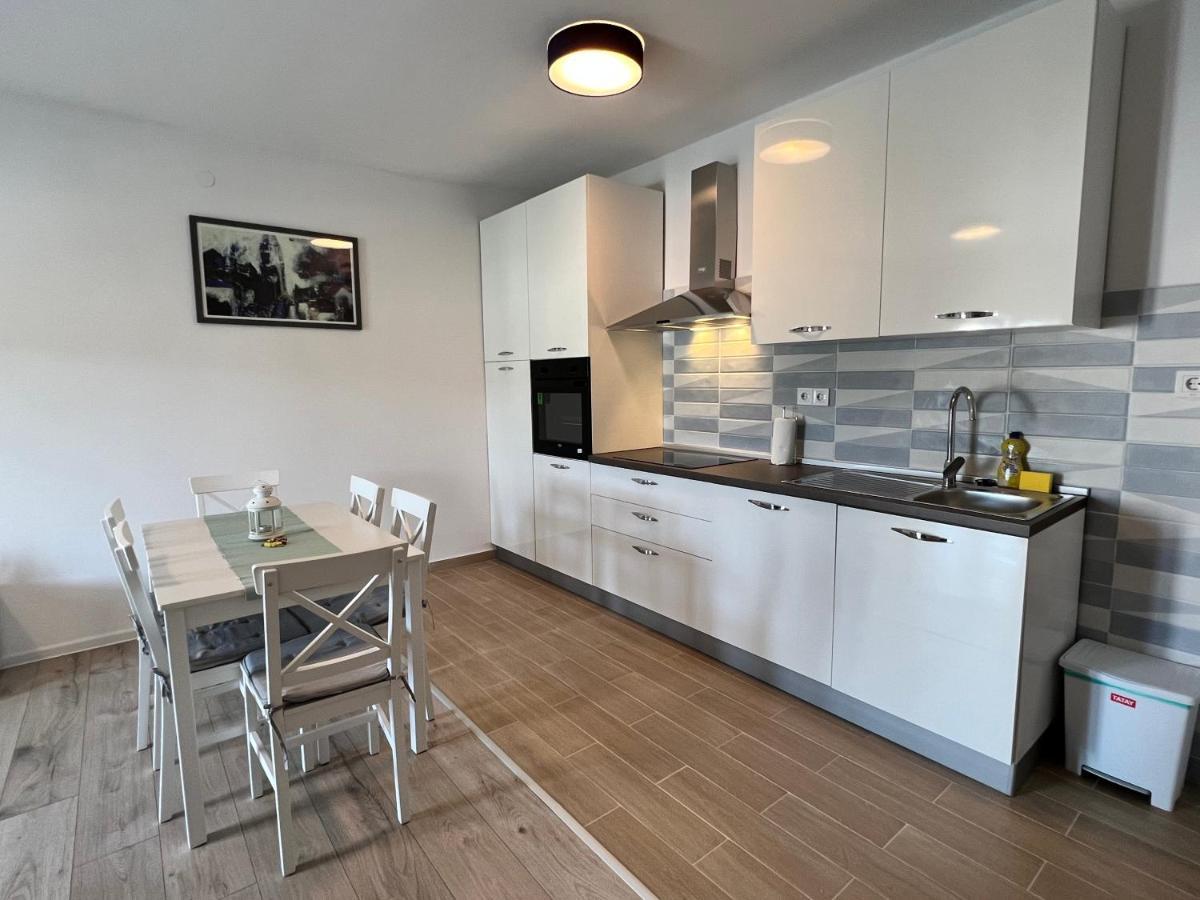 Kaala Apartments Supetarska Draga Kültér fotó